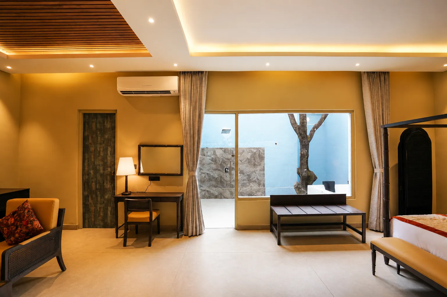 Mango Tree Cottage with Jacuzzi (7).webp - Bel-La Monde Riverside Jim Corbett